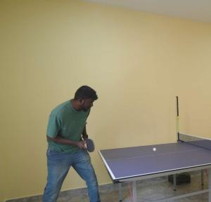 Stolní tenis v ubytování Coastal Grand Resorts - Akshaya nebo okolí