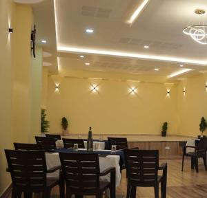 Restaurace v ubytování Coastal Grand Resorts - Akshaya