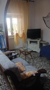 TV a/nebo společenská místnost v ubytování House Paradise 20