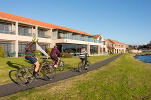 Jízda na kole v ubytování Millennium Hotel & Resort Manuels Taupo nebo okolí