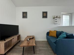 Μια τηλεόραση ή/και κέντρο ψυχαγωγίας στο Le Glanois, calme et paisible