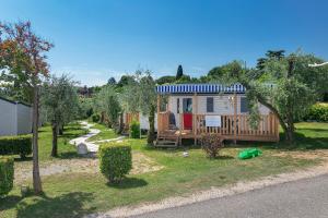 Zahrada ubytování Albatross Mobile Homes on Camping Eden