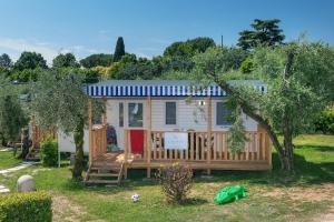 Zahrada ubytování Albatross Mobile Homes on Camping Eden