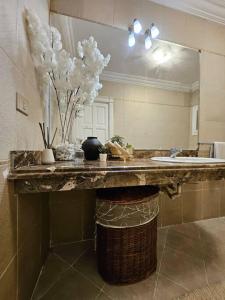 Φωτογραφία από το άλμπουμ του Dreamland Stylish 2BD with a garden and pool access σε 6th Of October