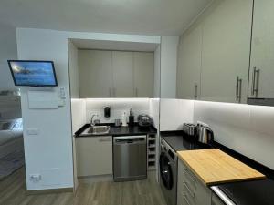 Köök või kööginurk majutusasutuses Modern Loft in Pas de la Casa, wifi, ski
