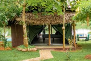 Zahrada ubytování Nagara Lake Glamping Resort