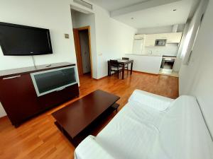 Kuchyň nebo kuchyňský kout v ubytování Domocenter Apartamentos Turísticos