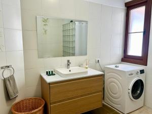 Ένα μπάνιο στο Fabulous Ocean & Cliff View