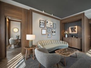 Posezení v ubytování The Westin Madrid Cuzco