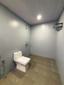 Baðherbergi á Traverse Luxe Hostel Palolem