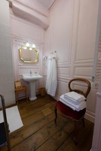 Guest House Saint Yves的一间浴室