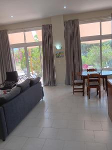 Gallery image of Giulia's Beach House in Rhodes Town