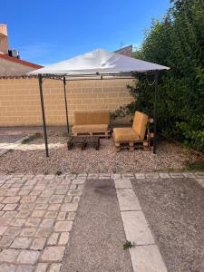 Patio alebo iná vonkajšia časť ubytovania Casa Rural La Tina