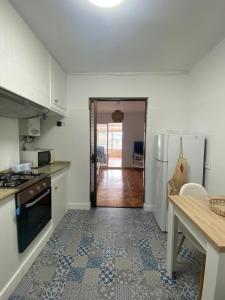 Dapur atau dapur kecil di Casa con terraza