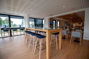 Holiday Inn Express - Arcachon - La Teste by IHG餐厅或其他用餐的地方