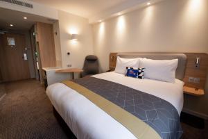 Holiday Inn Express - Arcachon - La Teste by IHG客房内的一张或多张床位