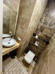 Ένα μπάνιο στο Park Azure 0523 +13 φωτογραφίες