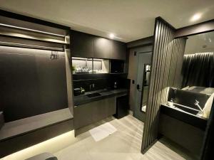 مطبخ أو مطبخ صغير في Get By Side 704 - Flat em João Pessoa a poucos passos da praia