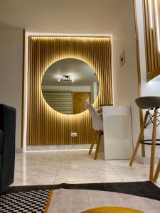 Posezení v ubytování Apartamento de lujo limonar 101