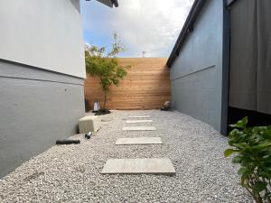 Fotografie z fotogalerie ubytování 城下町の一棟貸し 今来 Konrai - Private-use guesthouse v destinaci Macumoto
