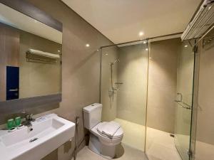 Koupelna v ubytování Arrayan Hotel Malioboro