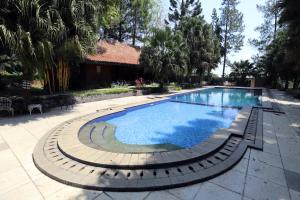 Bazén v ubytování Katumbiri Resort nebo v jeho okolí