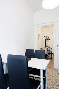 Posedenie v ubytovaní Enjoy Apartment Gorla