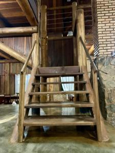 Pograd oz. pogradi v sobi nastanitve Hostel Chápada Dos Veadeiros