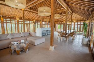 Χώρος καθιστικού στο Sugih Villa Ceningan