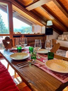 Gambar di galeri bagi Chalet vicino le piste da sci di Pocol