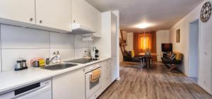 Kuchyň nebo kuchyňský kout v ubytování Big House