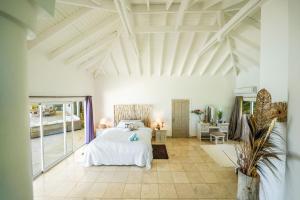 Postel nebo postele na pokoji v ubytování Orient Bay Star Villa + 35 fotografií