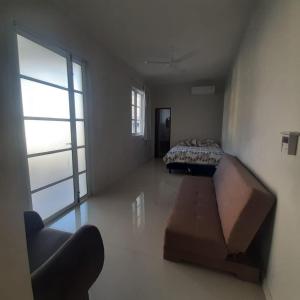 Casa Playa房間的床