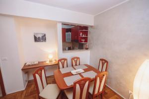 Kuchyň nebo kuchyňský kout v ubytování Anika apartment