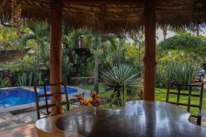 Bazén v ubytování Posada Guayacán Tepoztlán nebo v jeho okolí