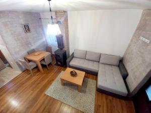 Posezení v ubytování TARA Vila Rajak + 37 fotografií