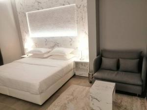 Imagem da galeria de غرفة فاخرة مع دورة مياه ومطبخ بحي الضاحية em Arar mais 13 fotografias