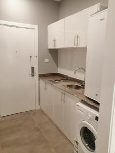 Imagem da galeria de غرفة فاخرة مع دورة مياه ومطبخ بحي الضاحية em Arar