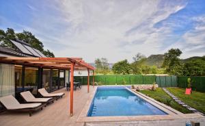 Πισίνα στο ή κοντά στο Villa Sierra - Kayaköy