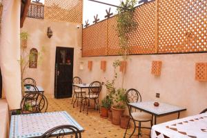 Restaurace v ubytování Riad marrakesh peace + 36 fotografií