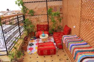 Balkón nebo terasa v ubytování Riad marrakesh peace