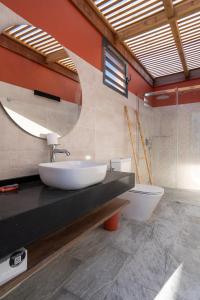 Koupelna v ubytování Kaz Corail Villa exceptionnelle + 18 fotografií