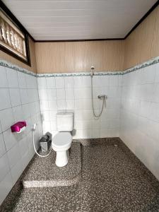 Koupelna v ubytování Kajeng Bungalow
