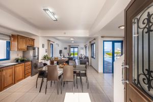 Kuchyň nebo kuchyňský kout v ubytování Diana Seaside Villas
