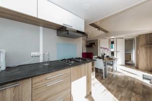 Gallery image of Camping 4 étoiles - Piscine - cca0chh in Fouesnant