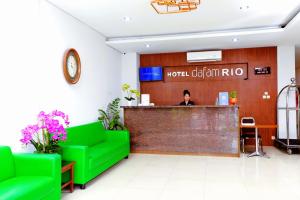 Ο χώρος του λόμπι ή της ρεσεψιόν στο Hotel Dafam Rio