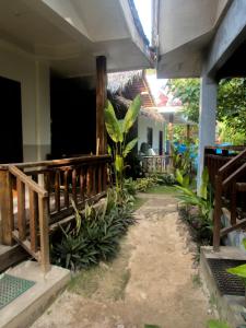 Zahrada ubytování TOBY HOUSE SiARGAO