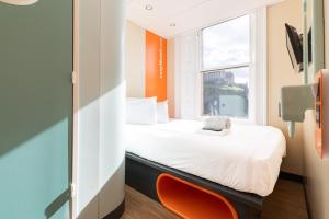 Voodi või voodid majutusasutuse easyHotel Edinburgh toas