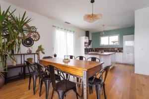 Η κουζίνα ή μικρή κουζίνα στο Maison avec charme et confort