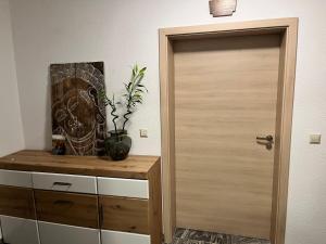 Fotografie z fotogalerie ubytování Erdgeschosswohnung v destinaci Künzelsau
